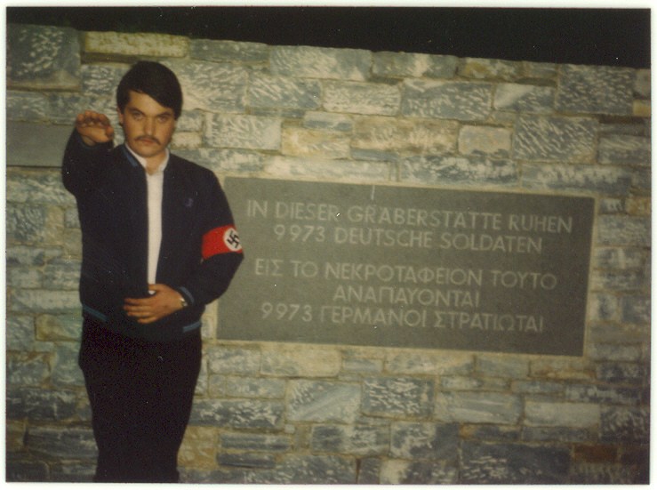 pappasnekrotafio.jpg